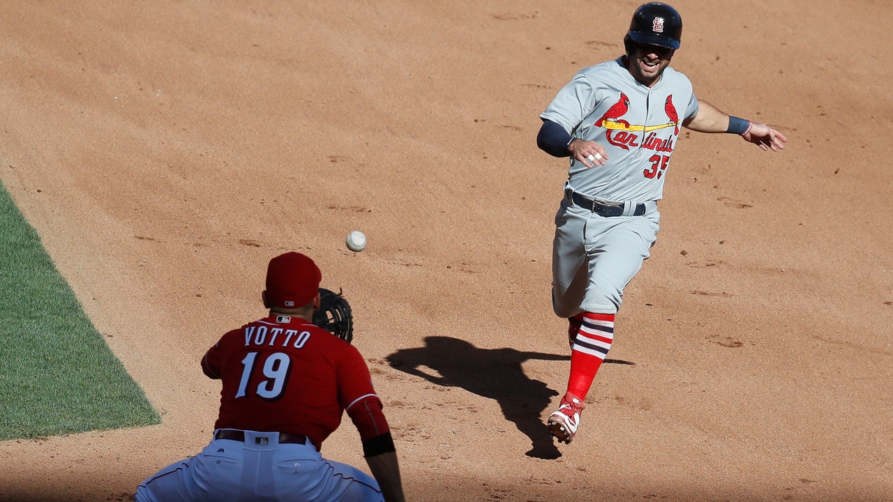 Cards can't capitalize on opportunities, lose 9-1 to Reds